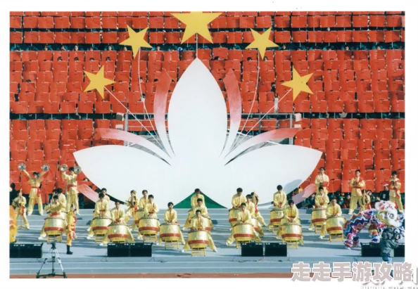 韩国三级香港三级日本三级la在多元文化的交流中展现了艺术的魅力与人性的光辉让我们共同欣赏和传播积极向上的价值观